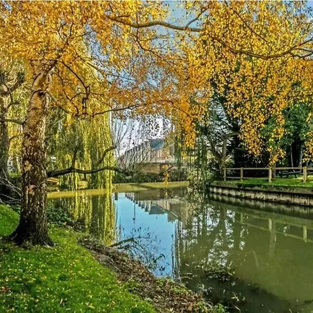 Riverside Apartment Oxford Buitenkant foto